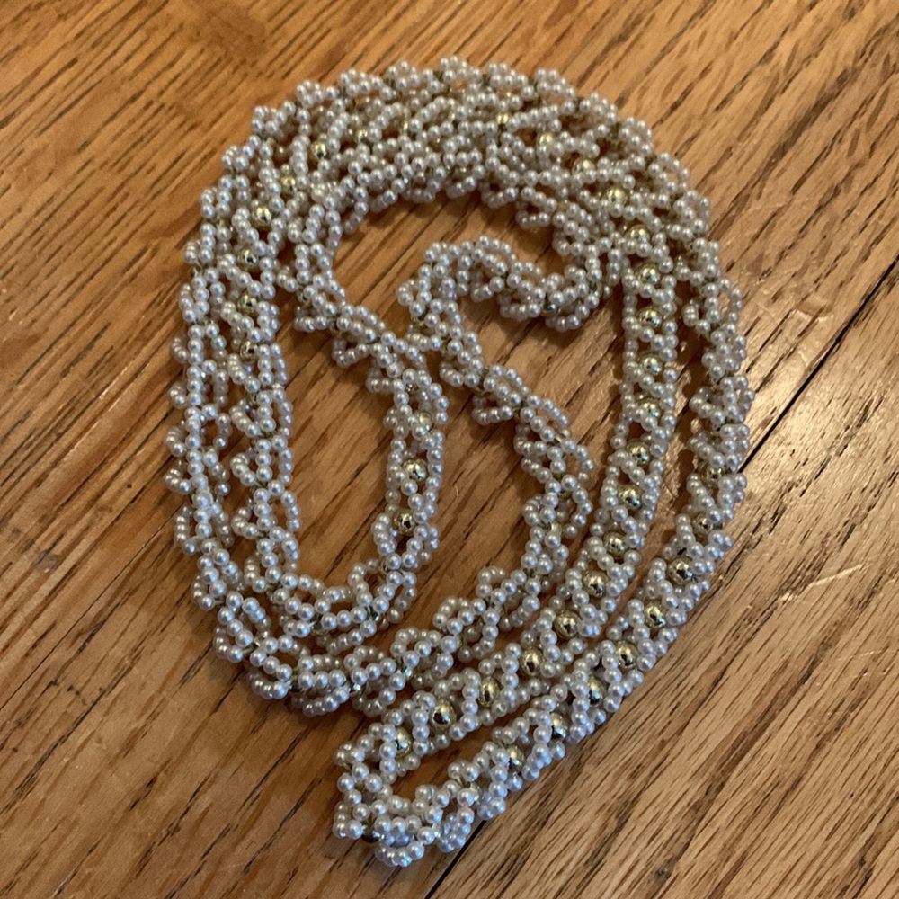 Host Pick ⭐️JTV 3 row mini pearls,925 silver 1” hoop earrings & vintage necklace - Picture 8 of 9